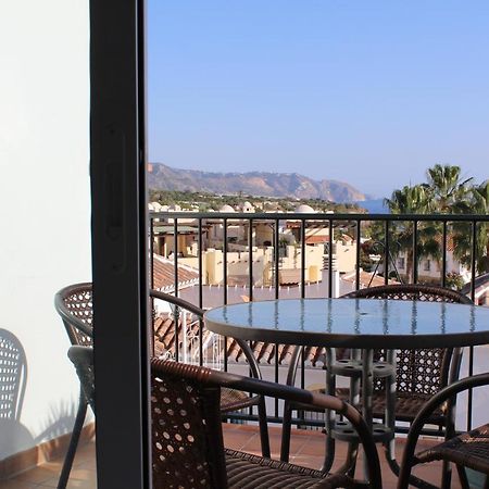 Playa Burriana, Tva Terasser, Havsutsikt, Pool Nerja Exterior foto